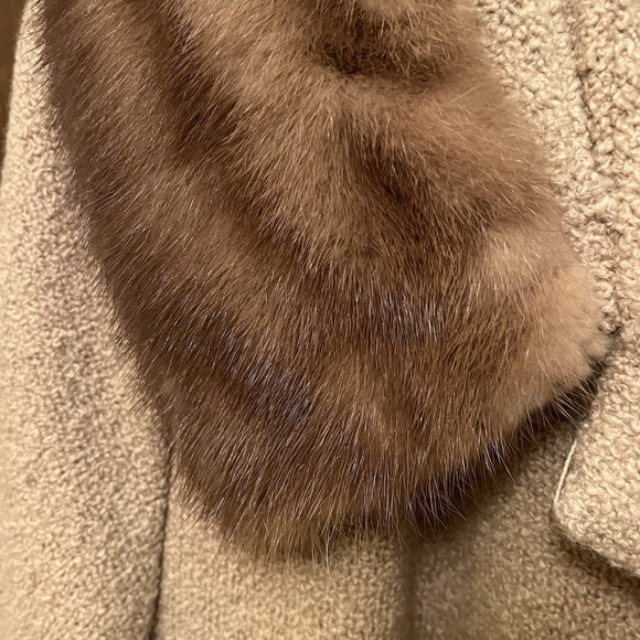 Vintage 50s 60s ROTHMOOR Wool Bouclé Coat with Mink Fur Collar | Pristine - Picture 3 of 14